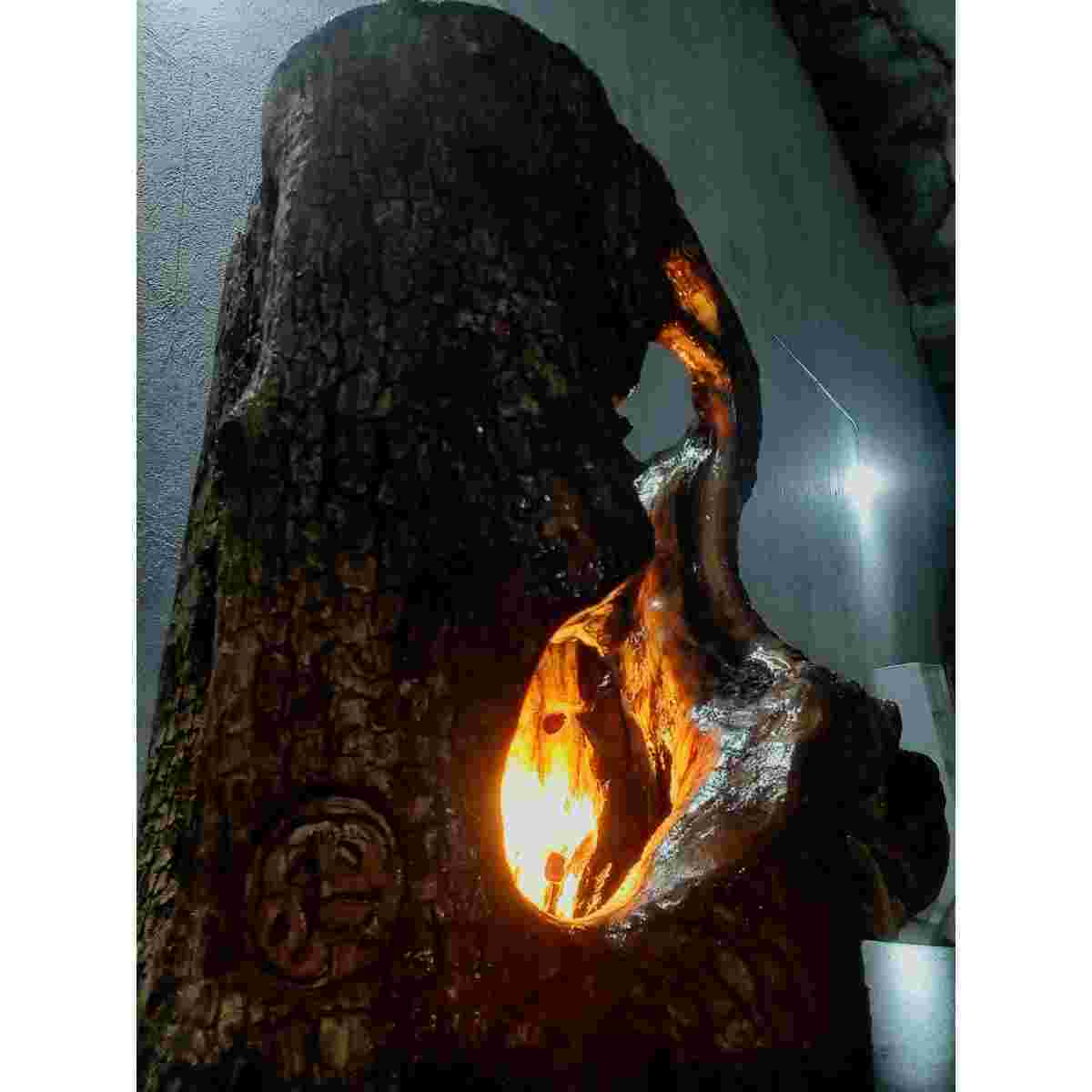 lampe tronc d'arbre design unique pour une ambiance chaleureuse