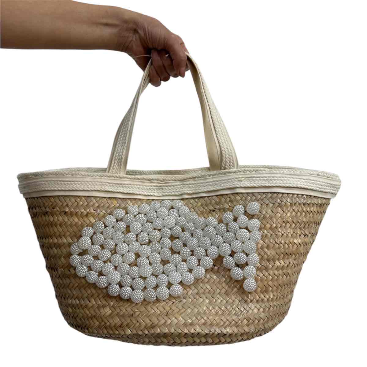Couffin plage bohème chic en osier naturel pour moments magiques