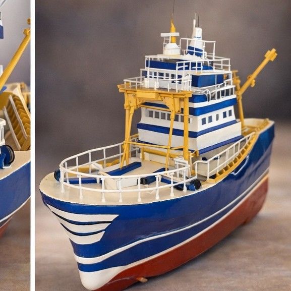 Modèle de Bateau Nautique Élégant - Chef-d'Œuvre Artisanal