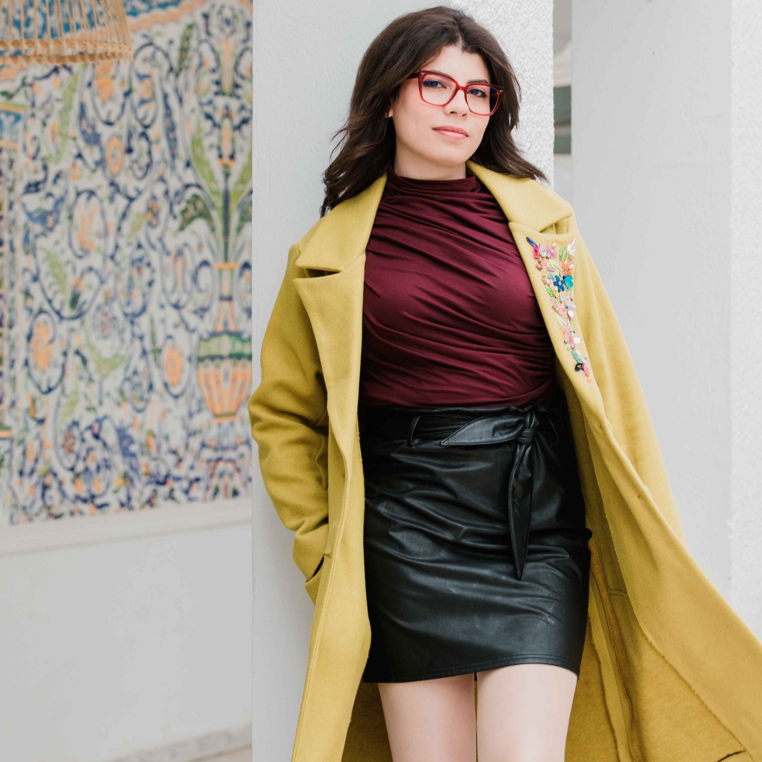 Manteau long jaune moutarde brodé à la main - artisanat Tunisien fait main | ILEYCOM