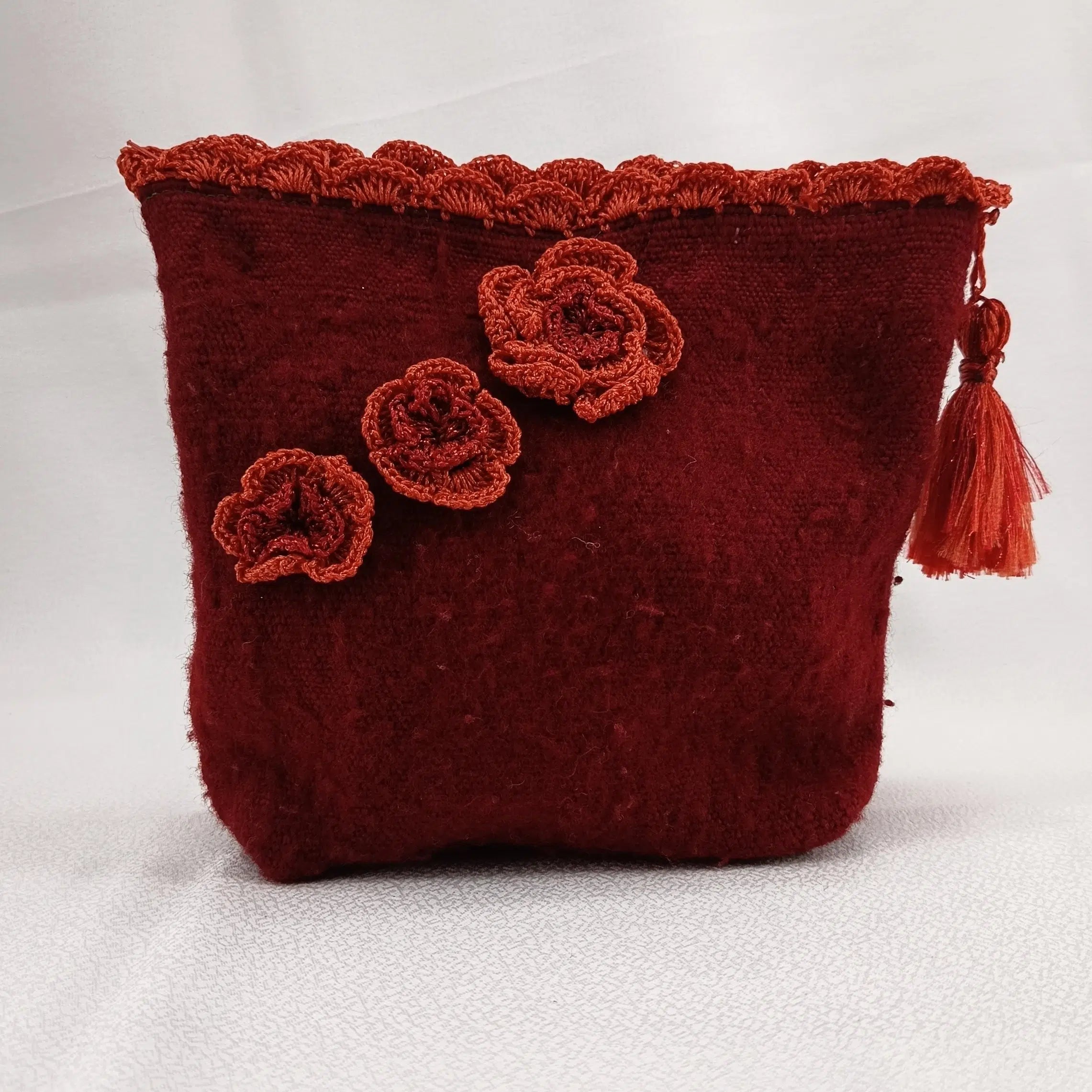 Pochette rouge en laine pure upcyclé (25 x 25 cm)