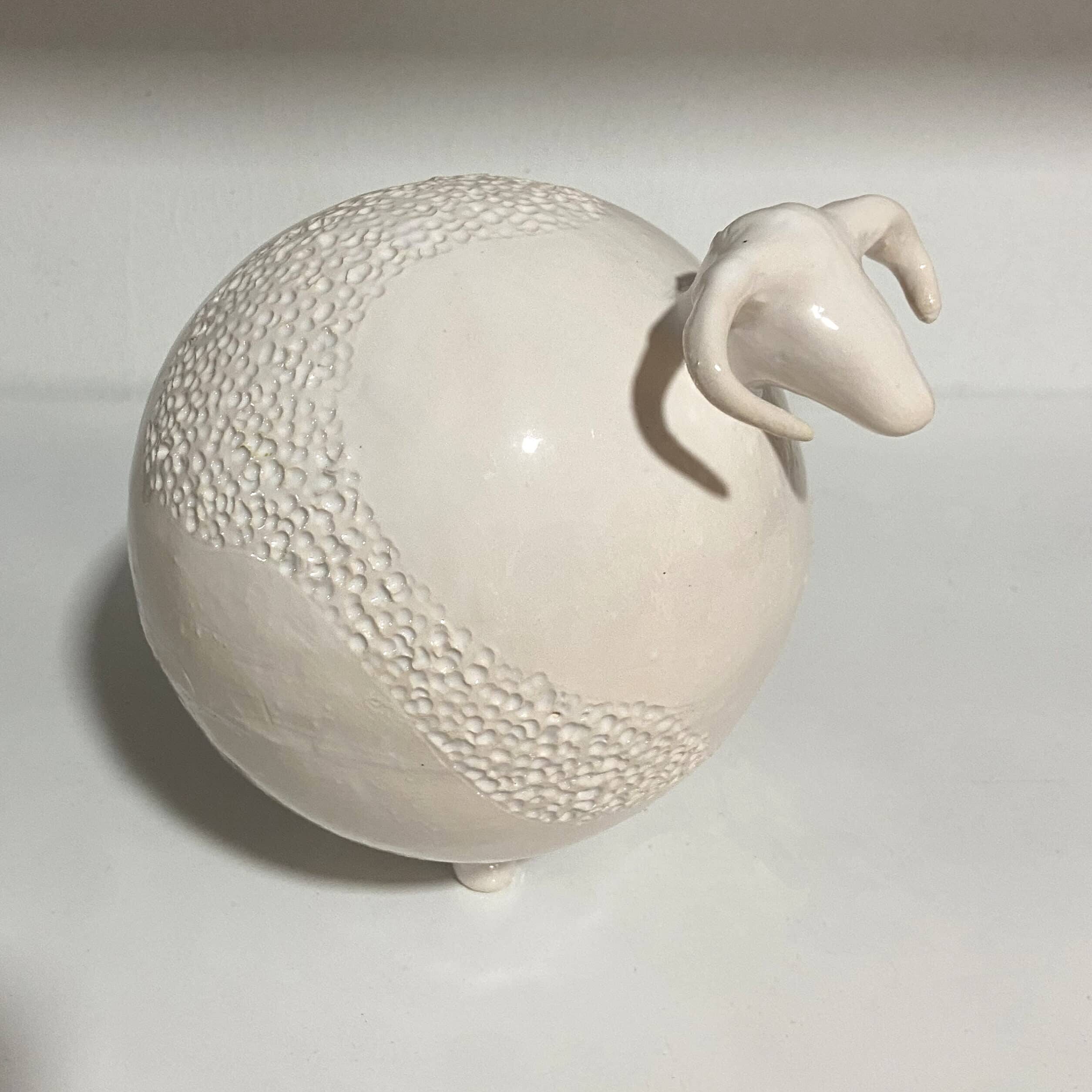 Mouton décoratif blanc en céramique – Pièce unique fait main (Grande et Petite T - artisanat Tunisien fait main | ILEYCOM