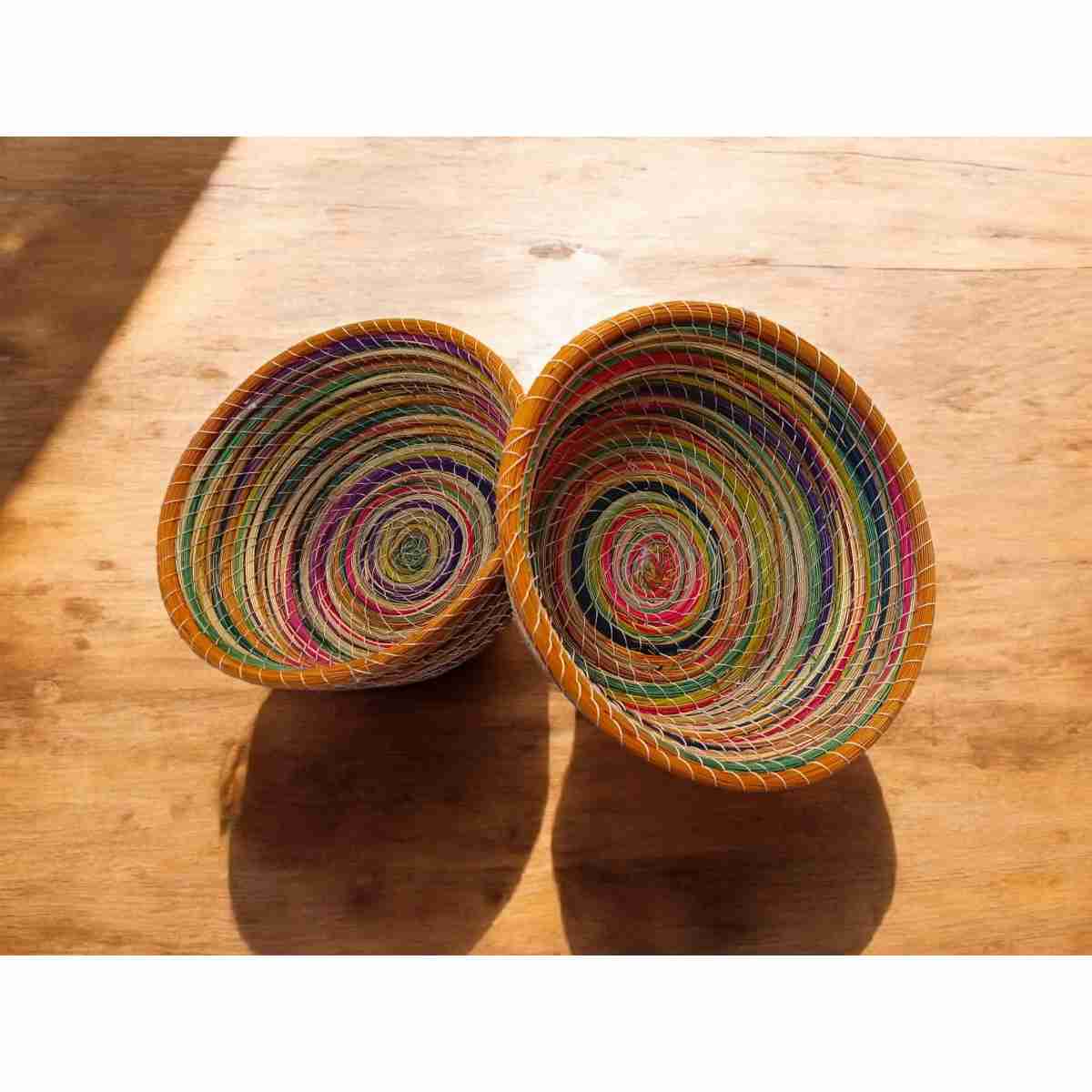 Panier tissé naturel multicolore