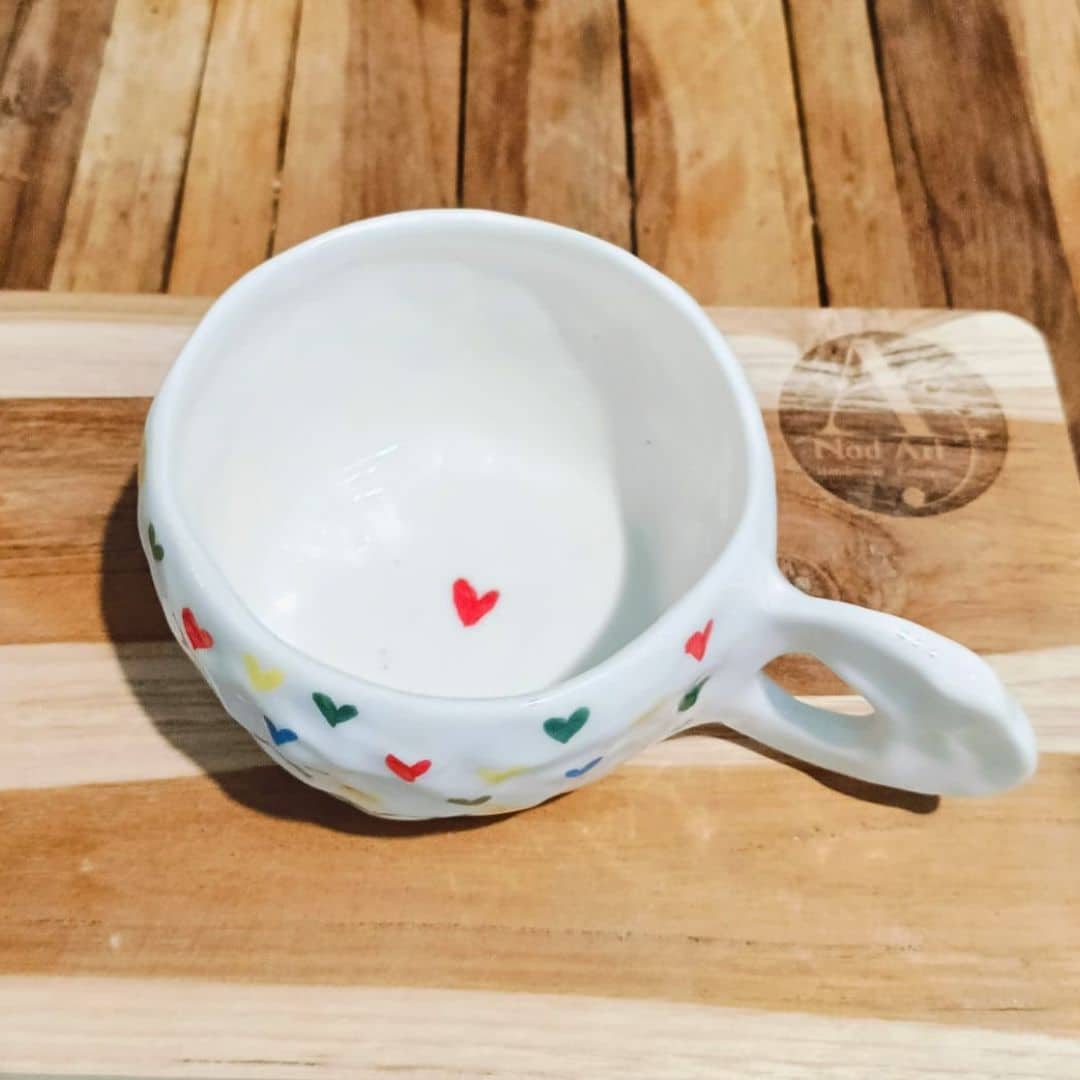 Mug classique en céramique motifs cœurs Arc-en-Ciel – Fait main (9 x 6 cm) - artisanat Tunisien fait main | ILEYCOM