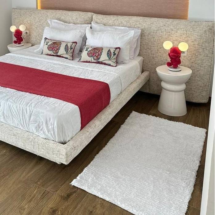 Tapis coton Shaggy blanc 70 x 140 cm confort et luxe à domicile