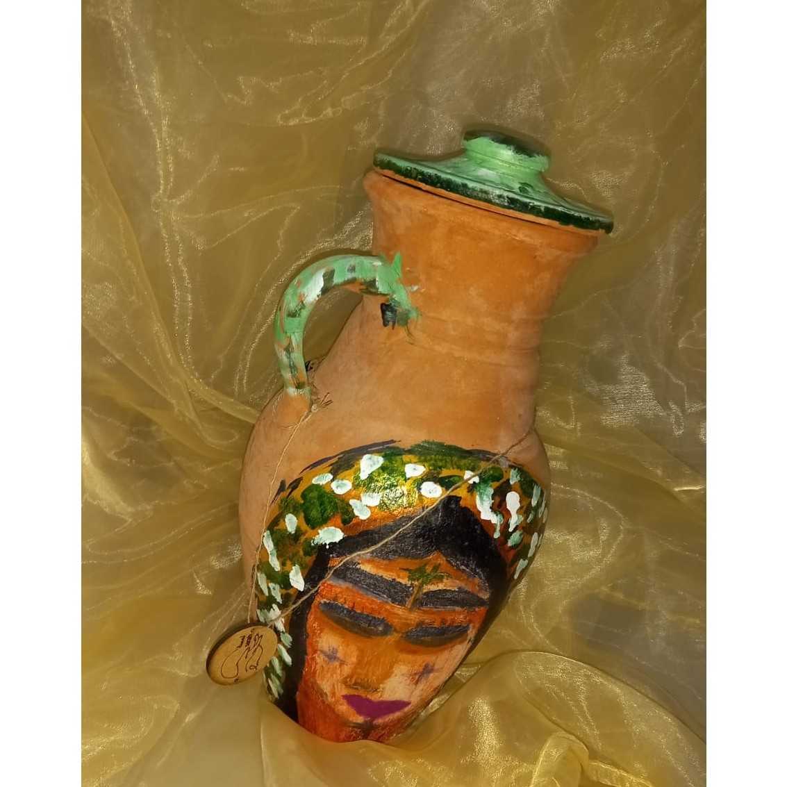 Cruche céramique artisanale peinte à la main pour un style unique