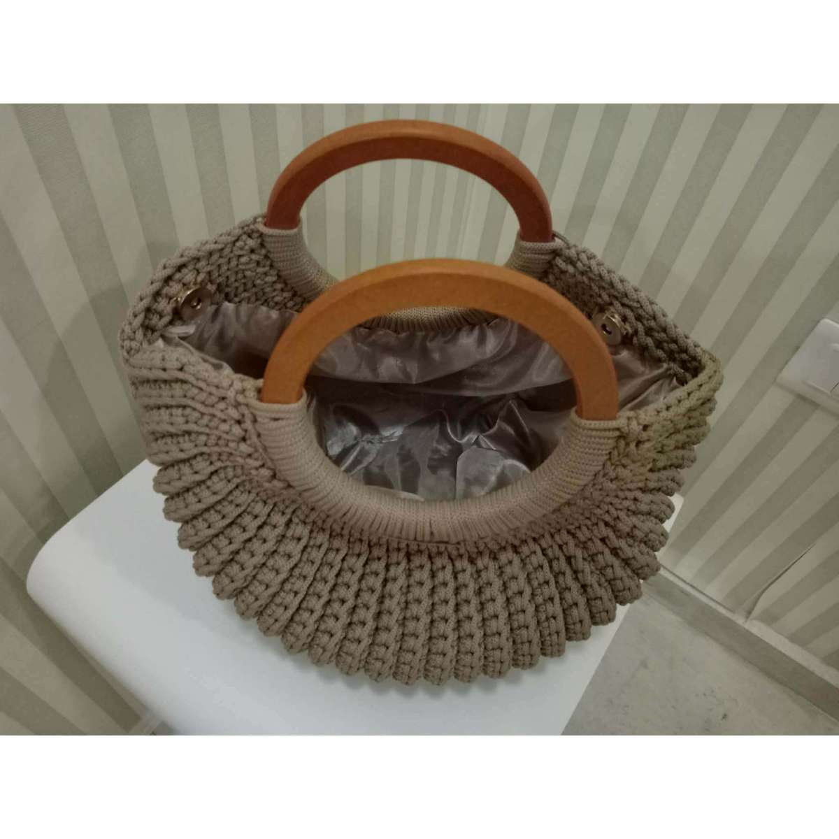 sac crochet beige coquille tendance pour un style unique