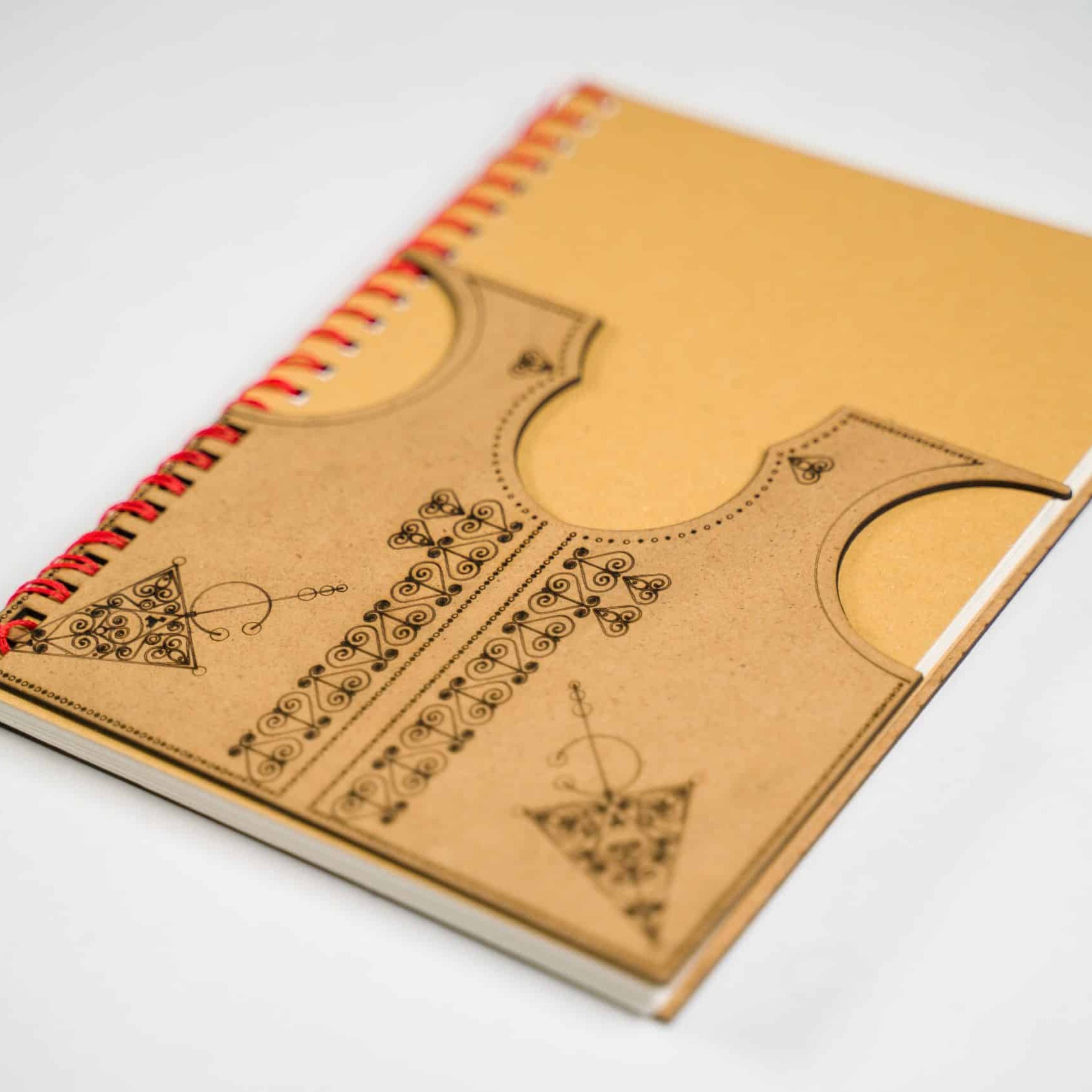 NOTEBOOK FARMLA, LE GILET TRADITIONEL TUNISIEN - artisanat Tunisien fait main | ILEYCOM