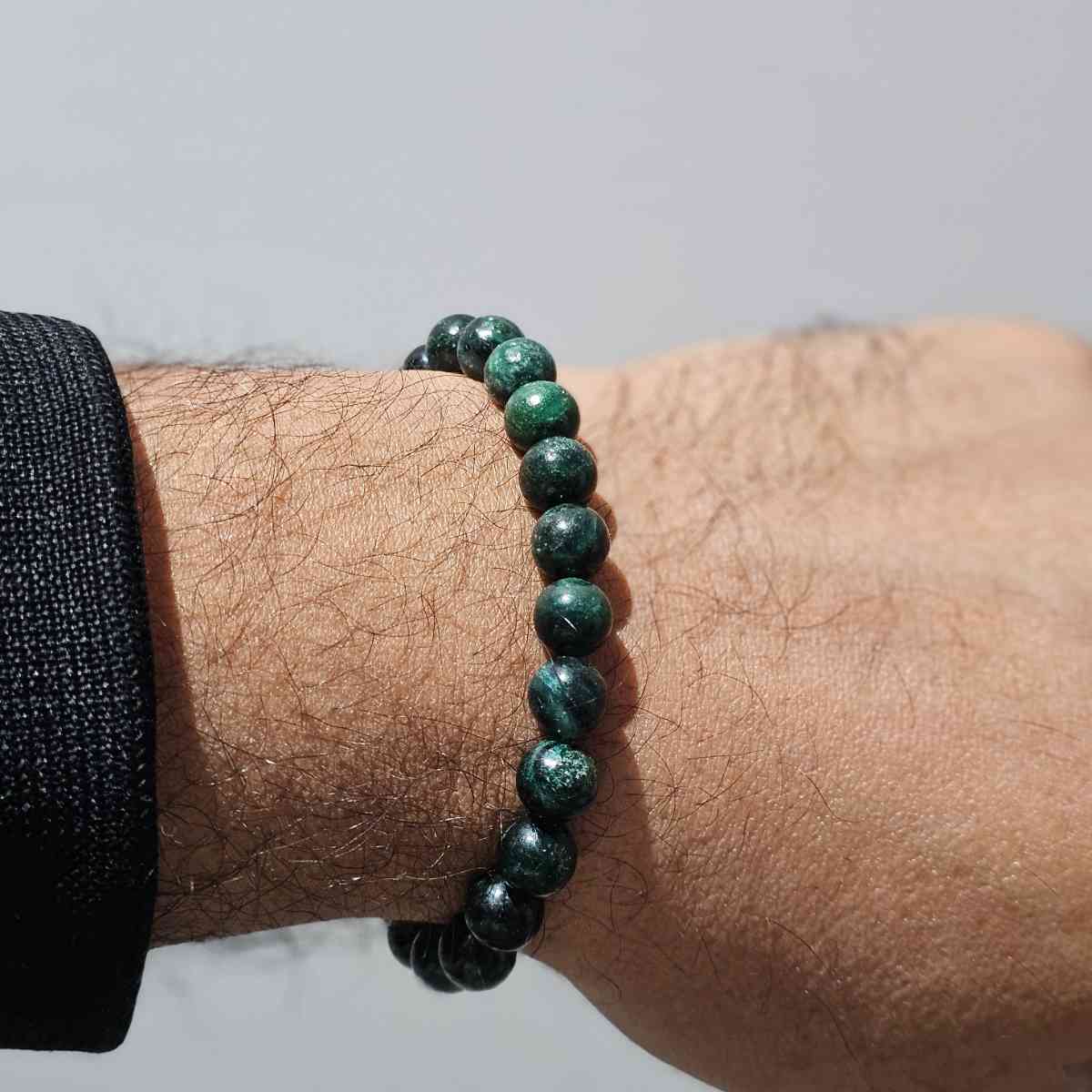 Bracelet émeraude unisexe en boules pour un style unique