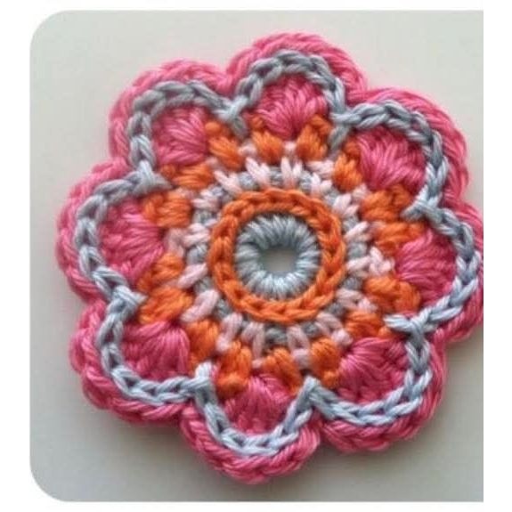 Sac floral tendance pour un style unique et irrésistible