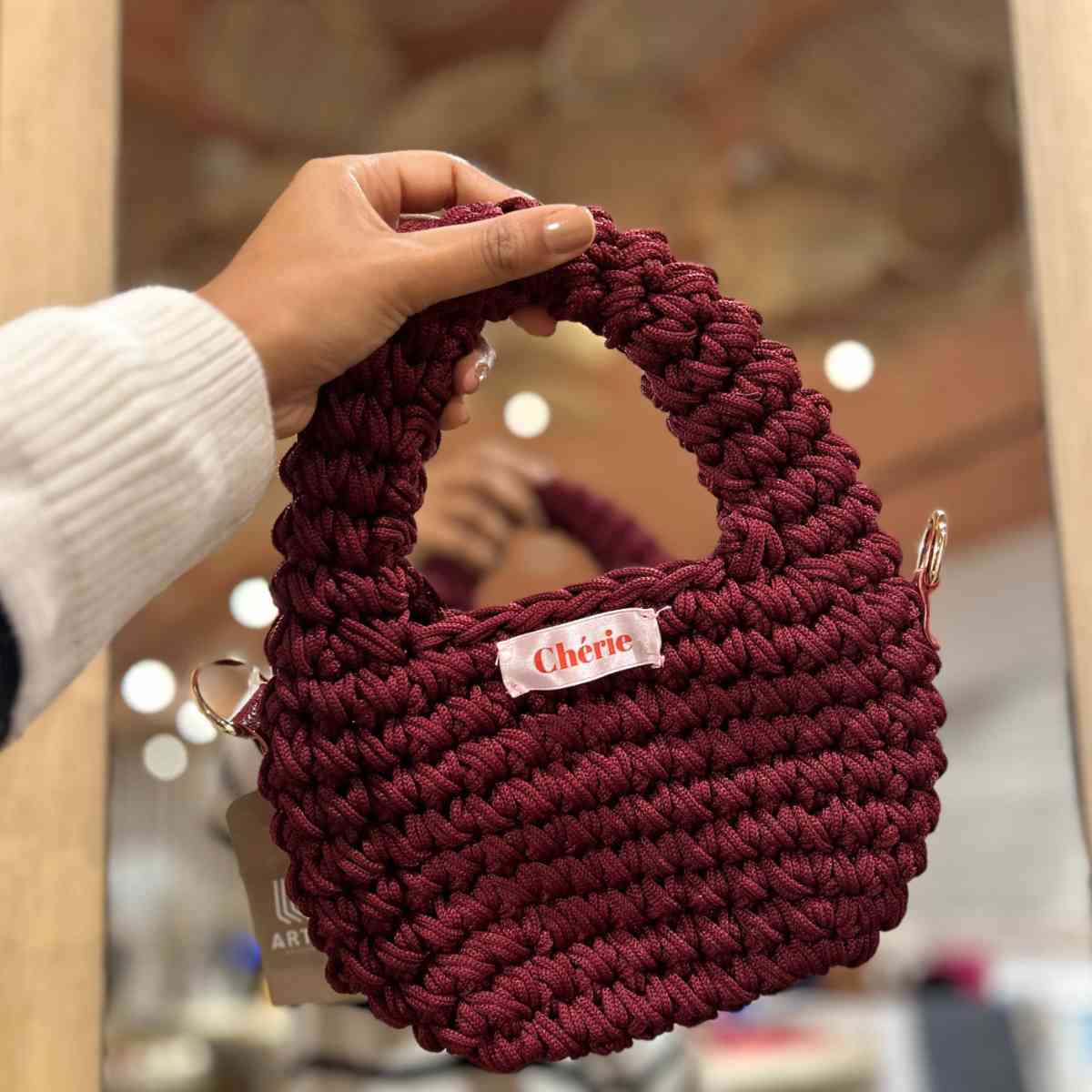 Sac en crochet tendance pour un style unique et irrésistible
