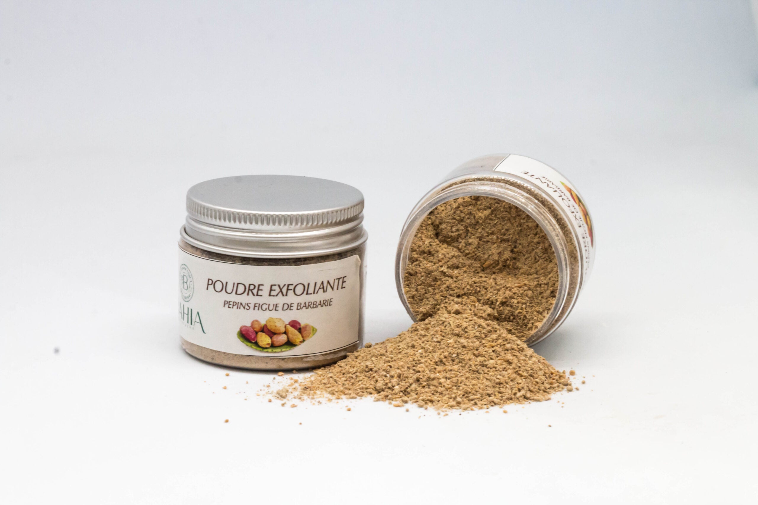 Poudre exfoliante éclatante pour une peau douce et revitalisée