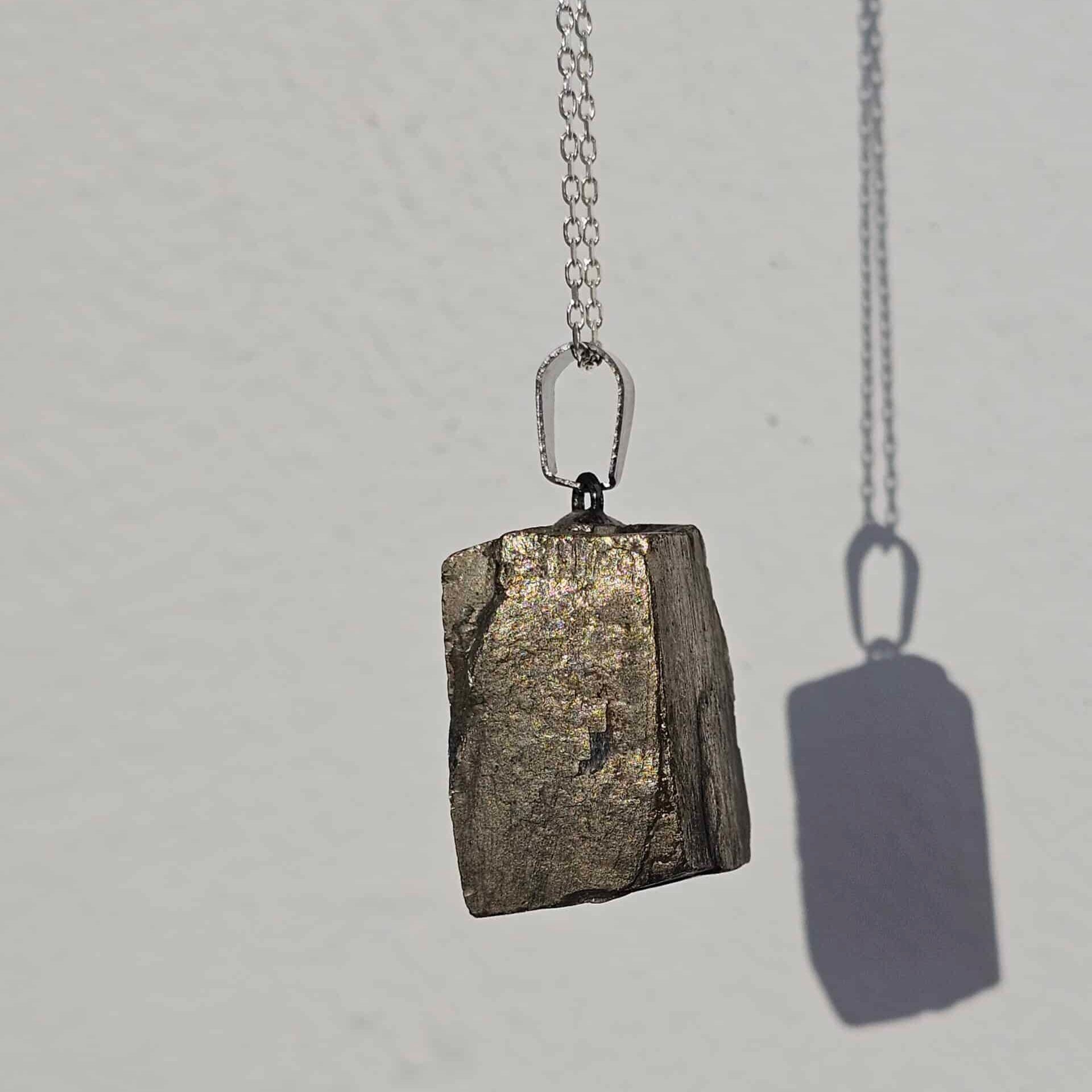 Collier en argent 925 avec pendentif en Pyrite Cubique (11g, 18g, 22g) – Chaîne de 45 cm ajustable