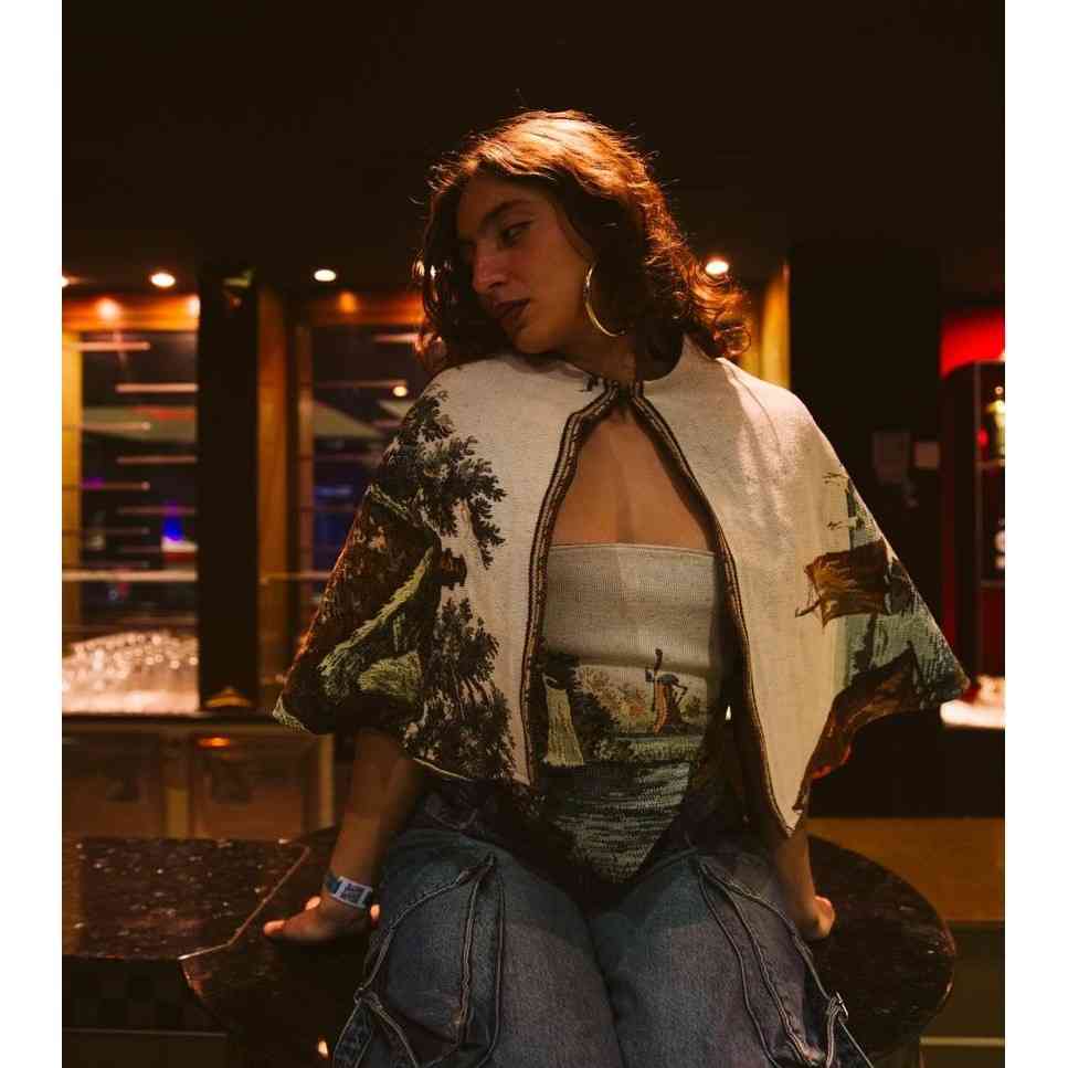 cape vintage en brocart flover