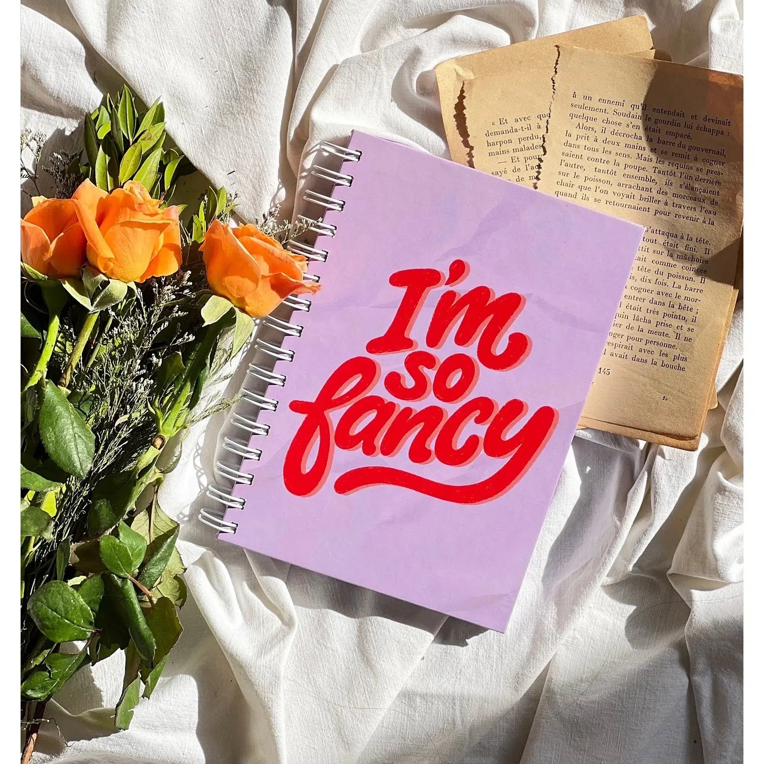 Carnet Spirale 'I'm So Fancy' - Élégance Lavande et Rouge
