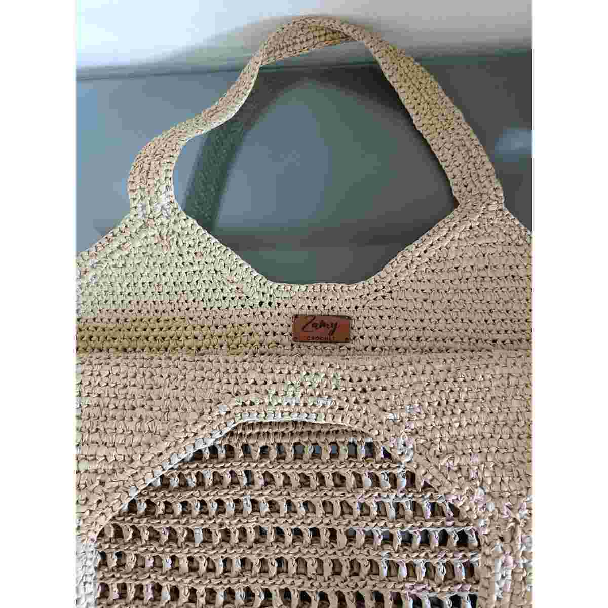 Sac de plage beige taille m un must have pour — angle supp. Produit artisanal.