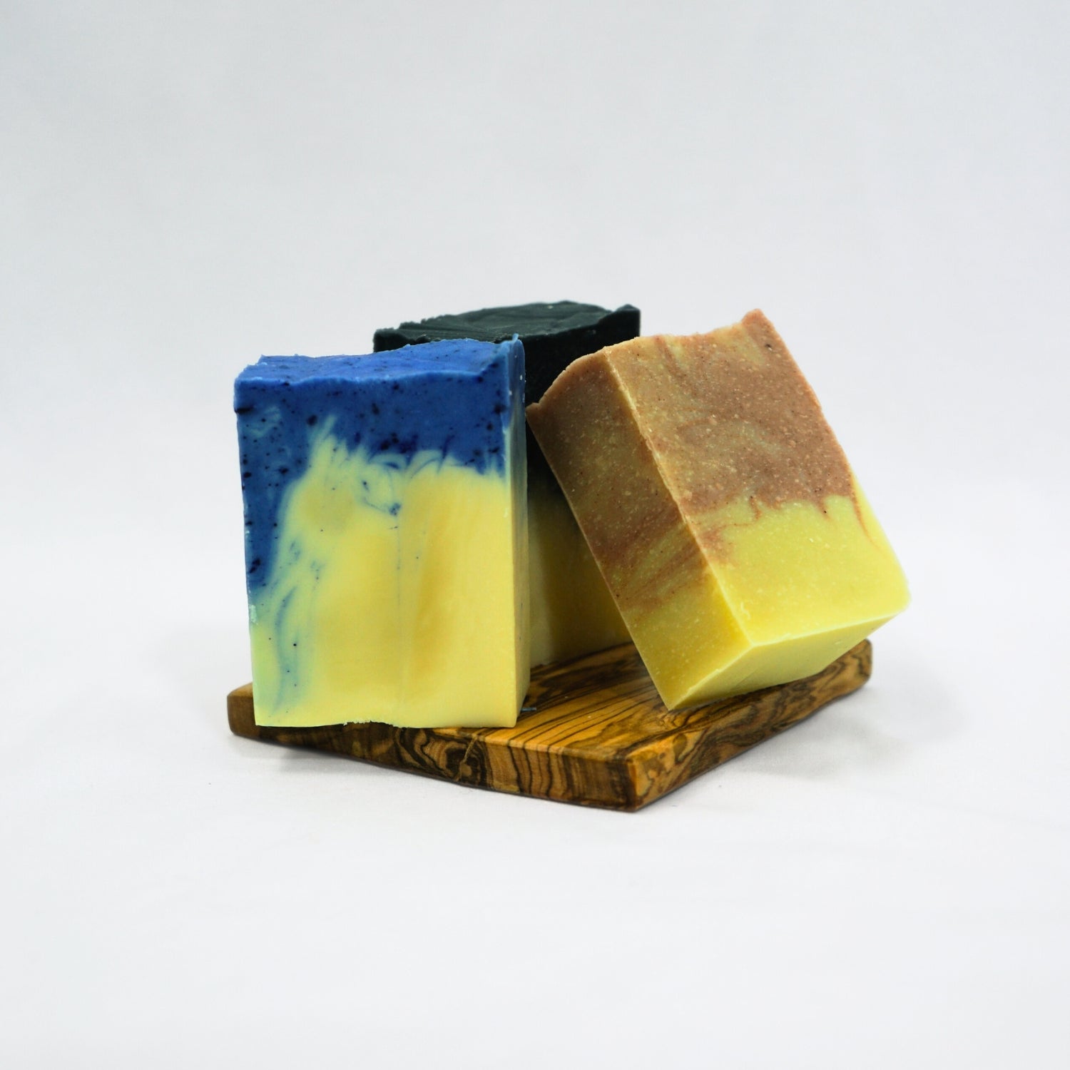 Savon naturel 100g : Éclat et douceur pour votre peau