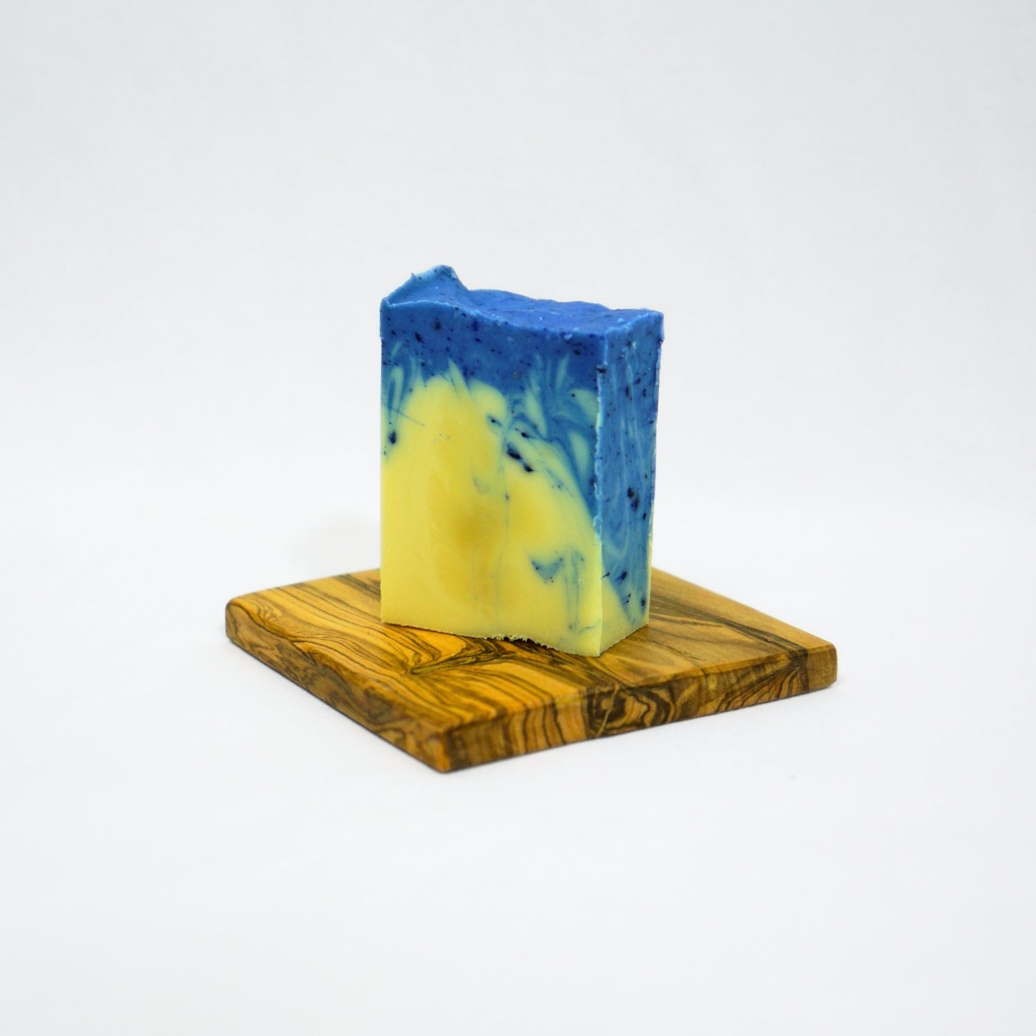 Savon naturel 100g : Éclat et douceur pour votre peau