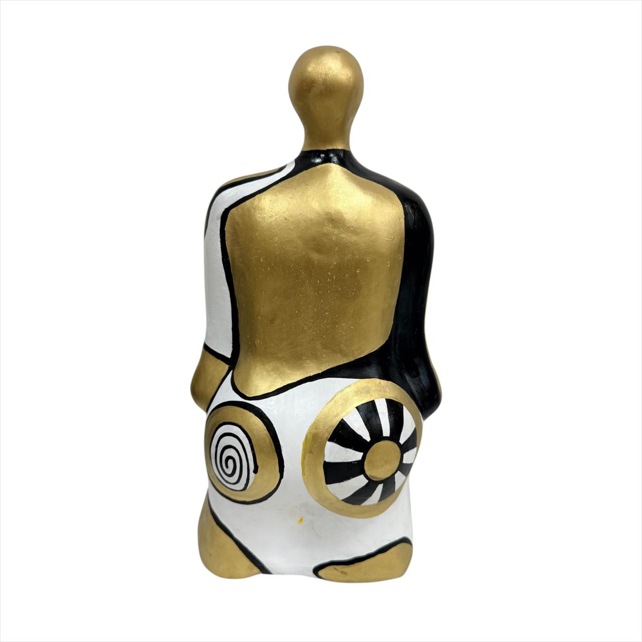 Sculpture féminine abstraite - Pièce artistique