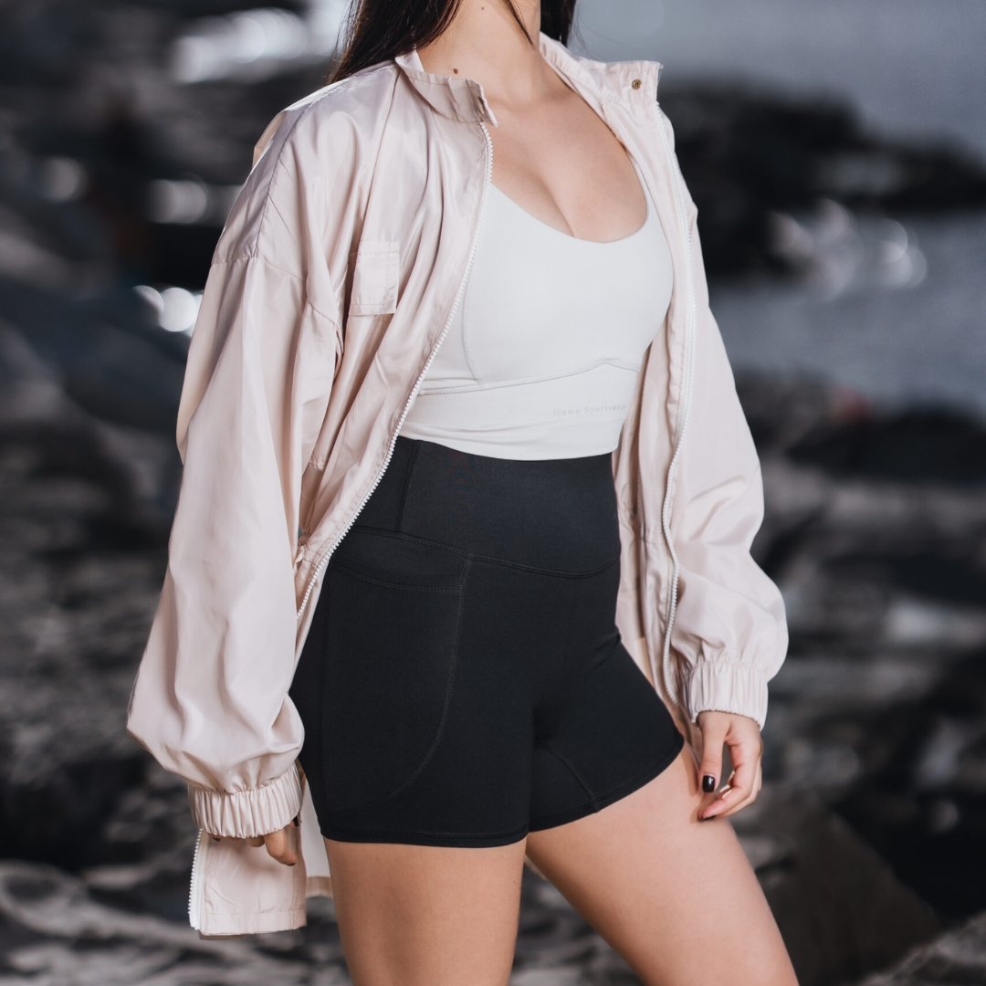 Short de sport noir sculptant - artisanat Tunisien fait main | ILEYCOM