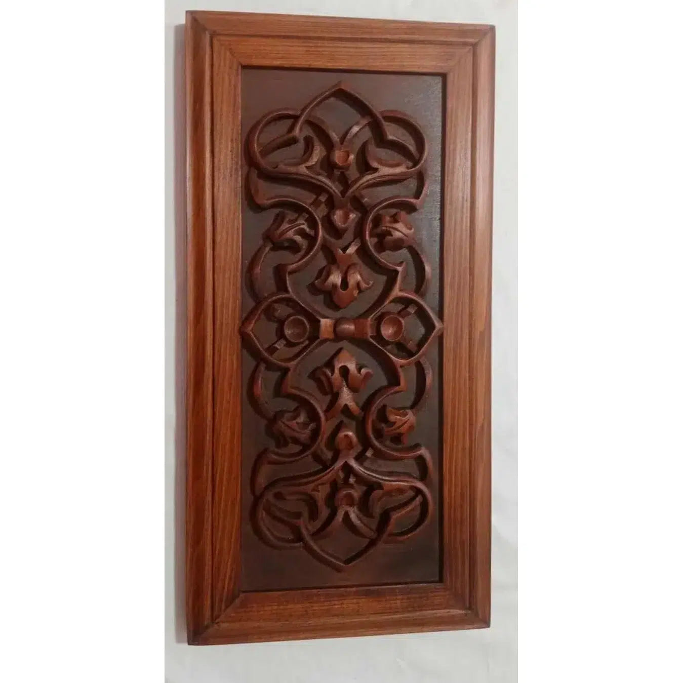 Tableau en bois sculpté artisanal 25x50 cm pour un intérieur unique