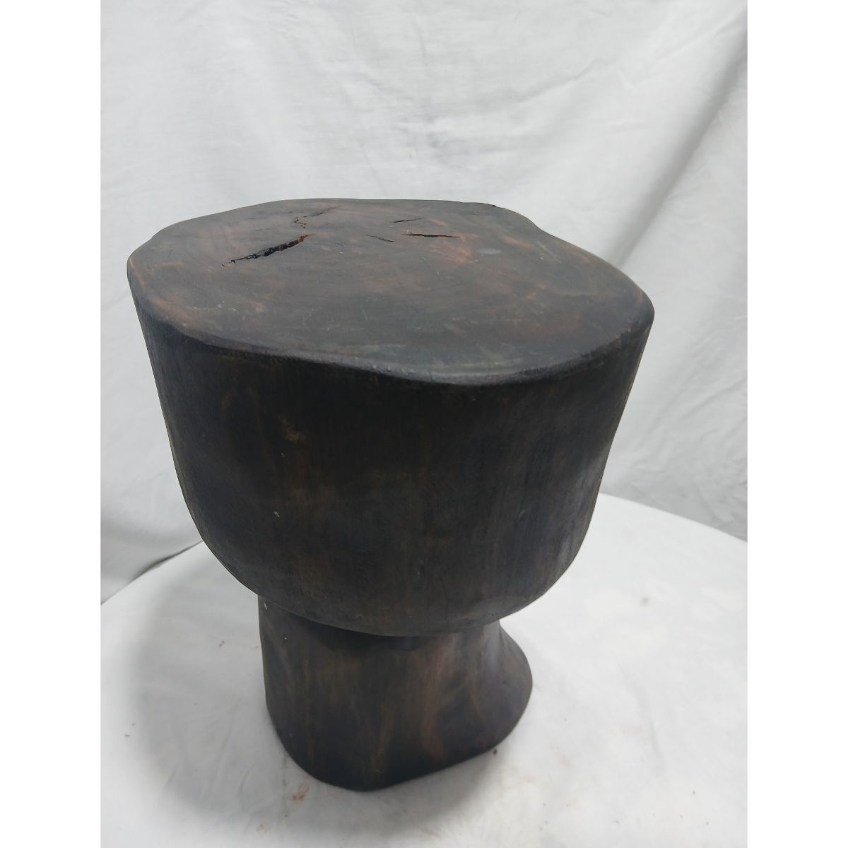 Tabouret africain design exclusif pour un intérieur élégant