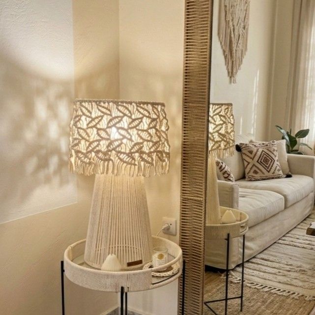 Lampadaire déco feuille design pour une ambiance chaleureuse