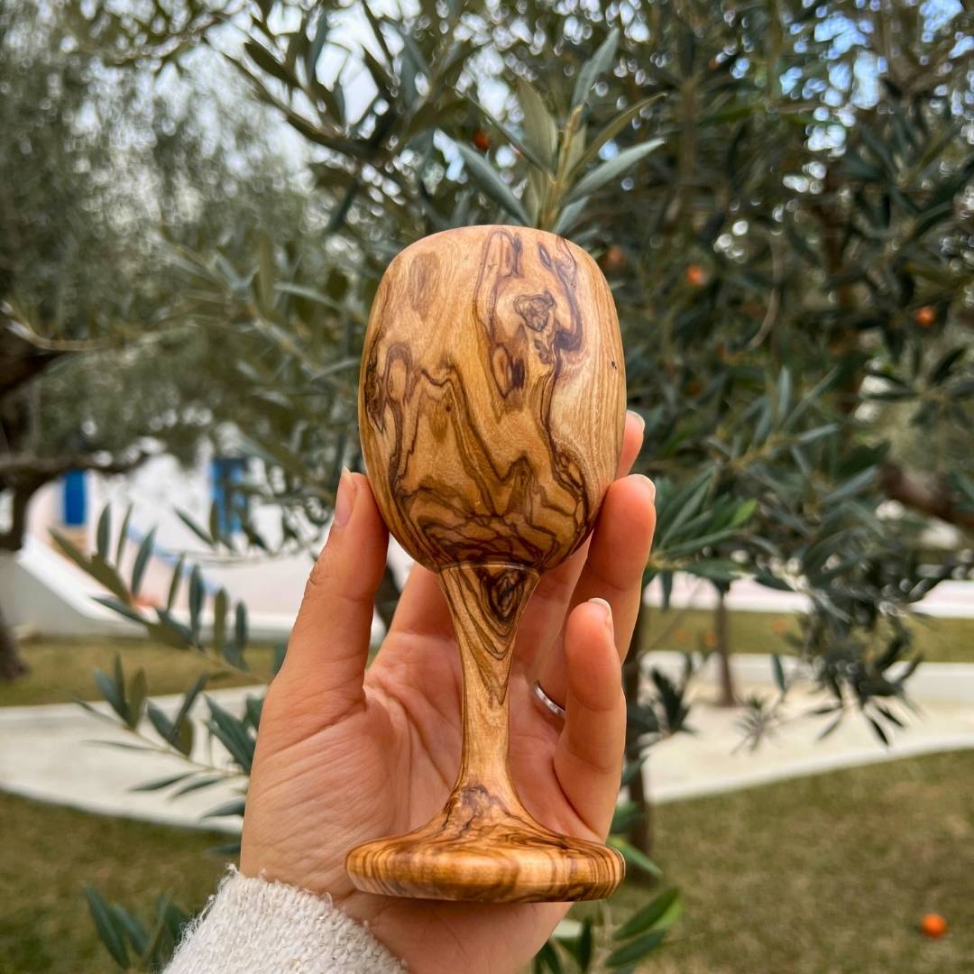 Verre à Pied en Bois d'Olivier - artisanat Tunisien fait main | ILEYCOM