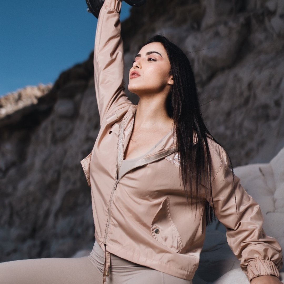 Veste de sport courte respirante en taille standard (Blanc crème, Rose poudre, K - artisanat Tunisien fait main | ILEYCOM