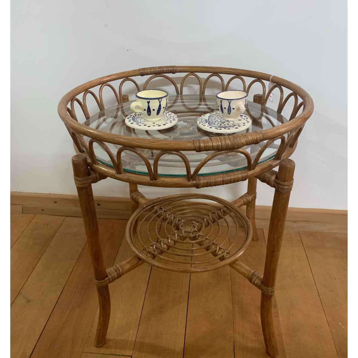 table basse Mayda design premium couleur légèrement marron