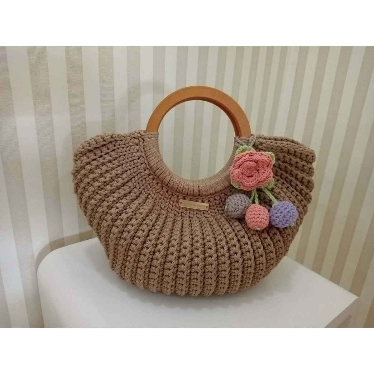 sac crochet beige coquille tendance pour un style unique