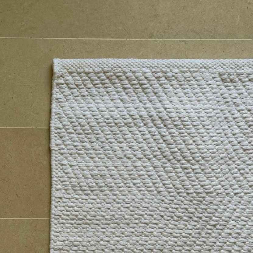 Tapis coton blanc OSLO 70x140 cm pour un intérieur élégant
