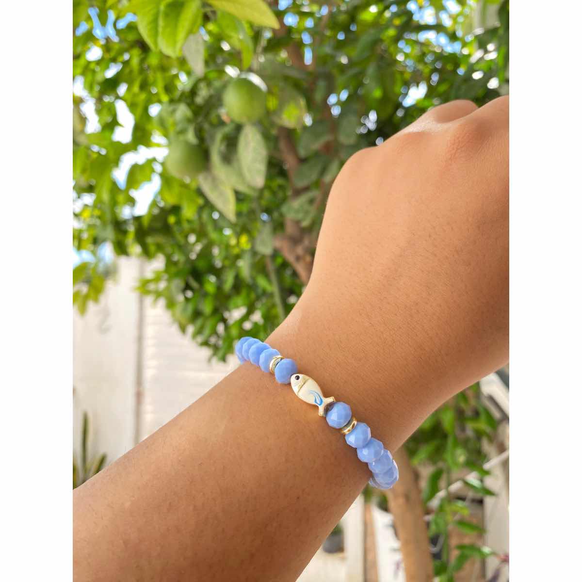 bracelet poisson bleu rose l'accessoire irrésistible et unique
