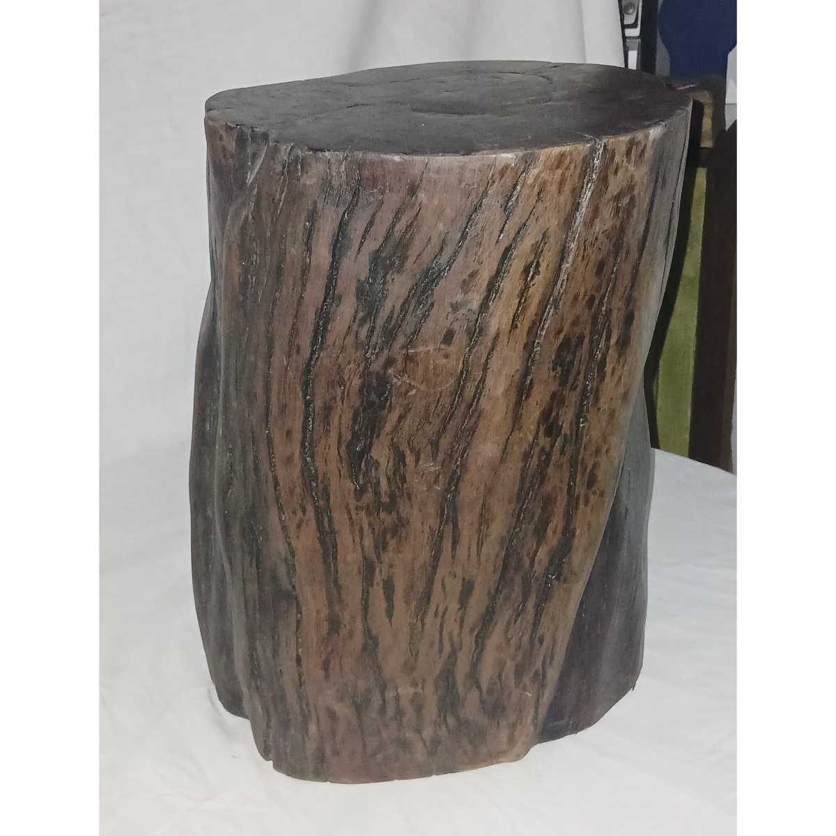 Tabouret en bois artisanal pour un style africain unique