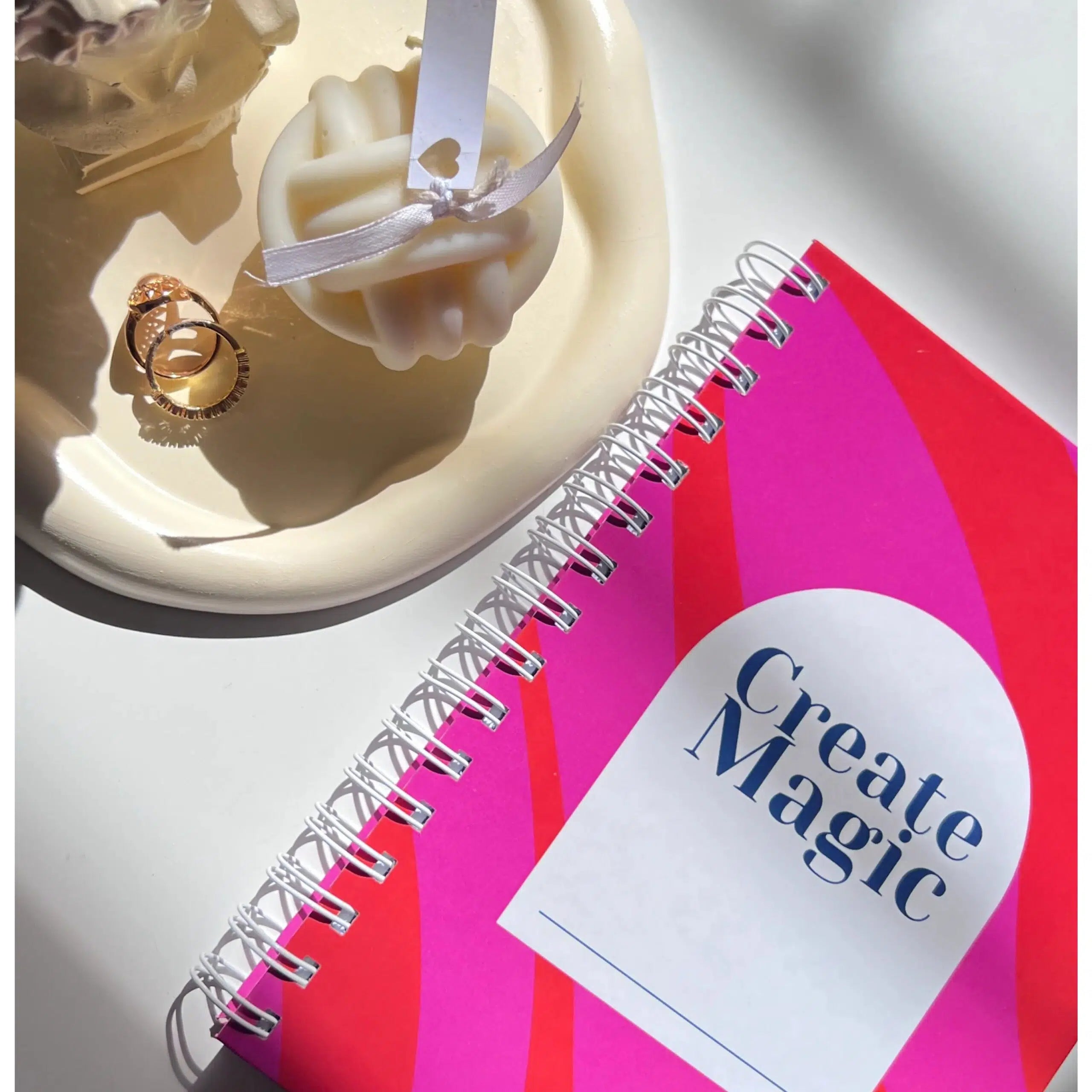 Carnet Planner Create Magic A5 - Couverture Rigide Chic et Fonctionnel