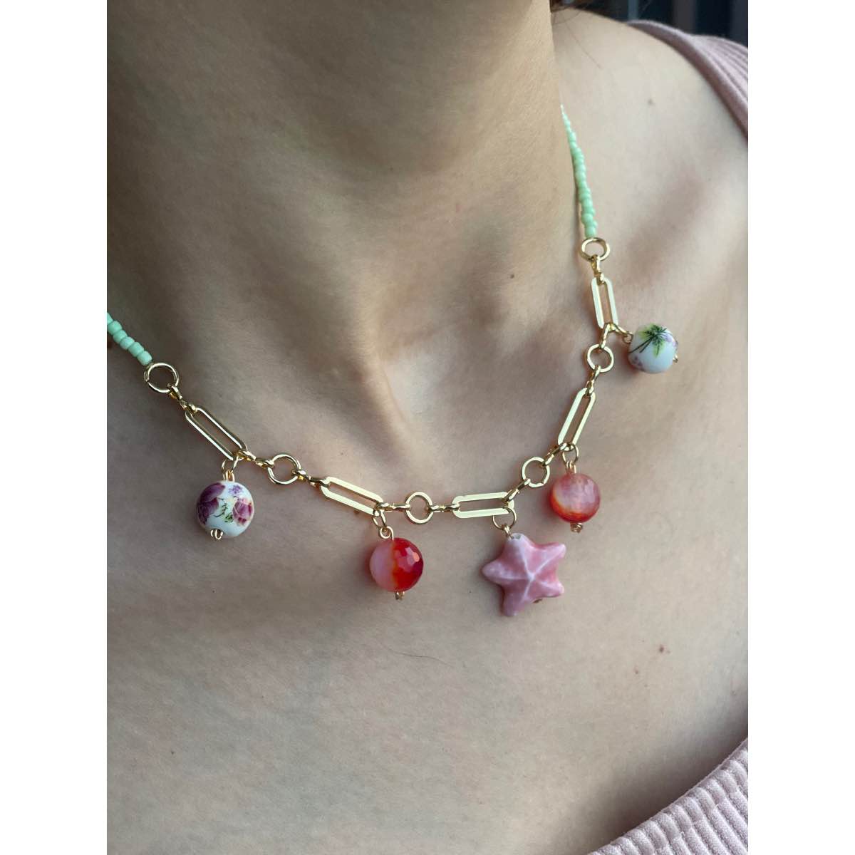 Collier boho chic pour une allure unique à la plage