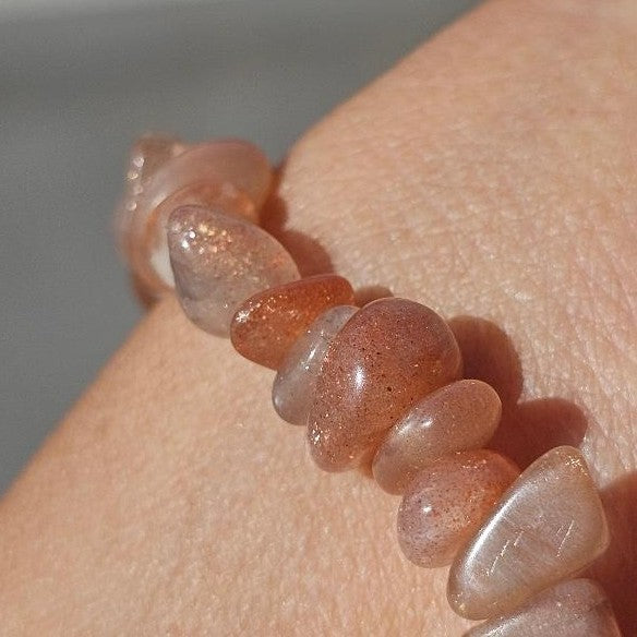 Bracelet pierres de soleil baroque élastique chic et lumineux