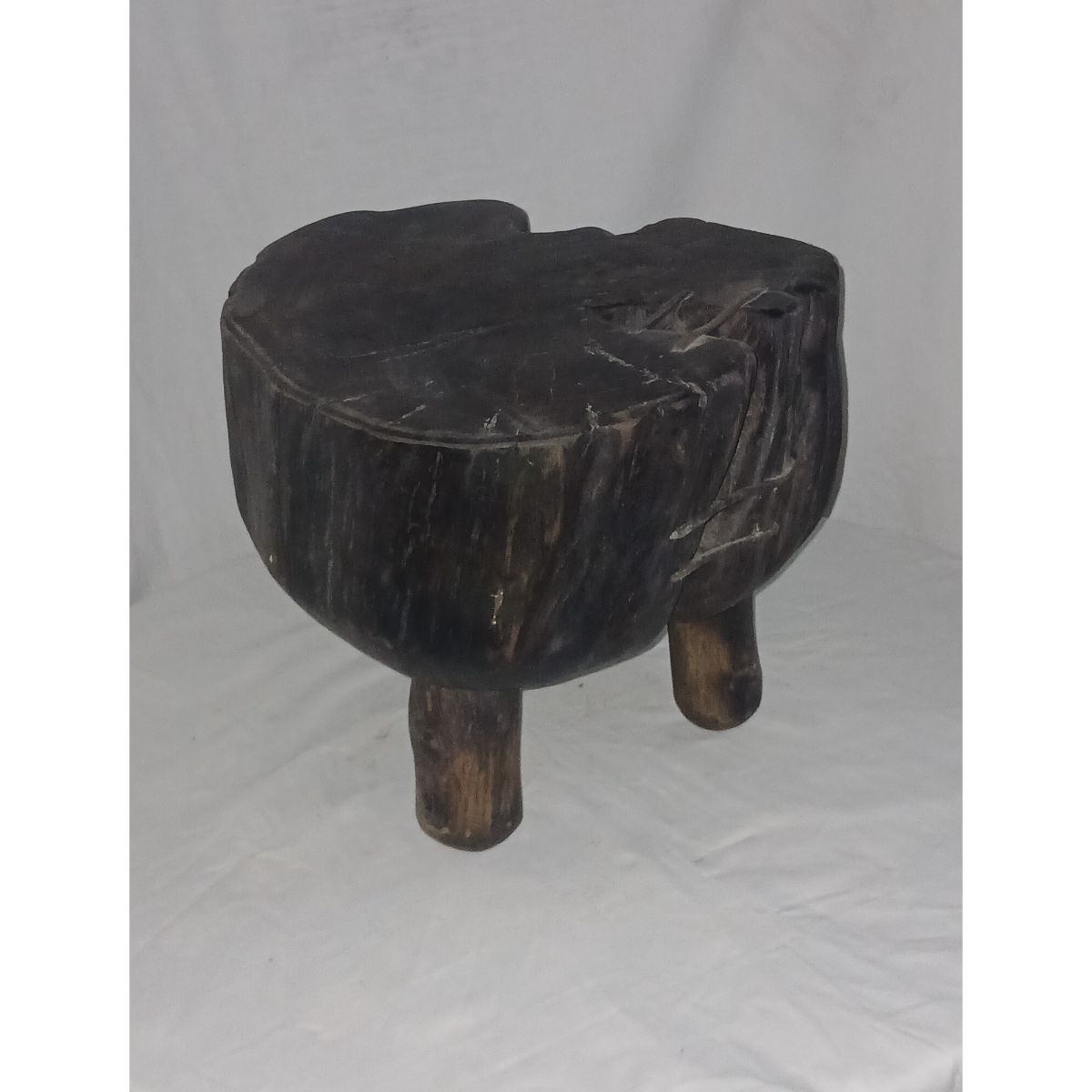 Tabouret en bois africain haut de gamme pour un style unique