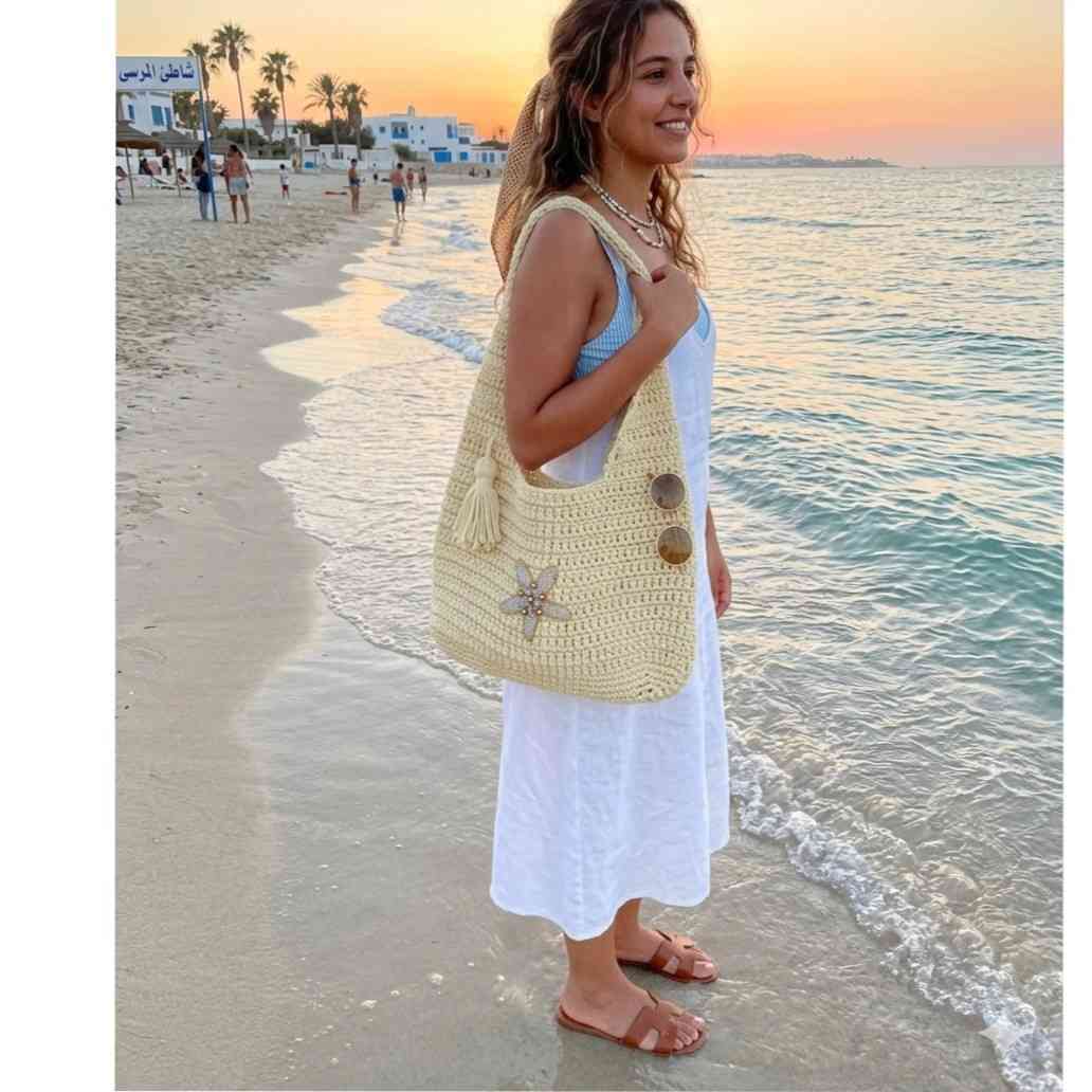 Sac de plage jaune pastel élégant pour un été inoubliable