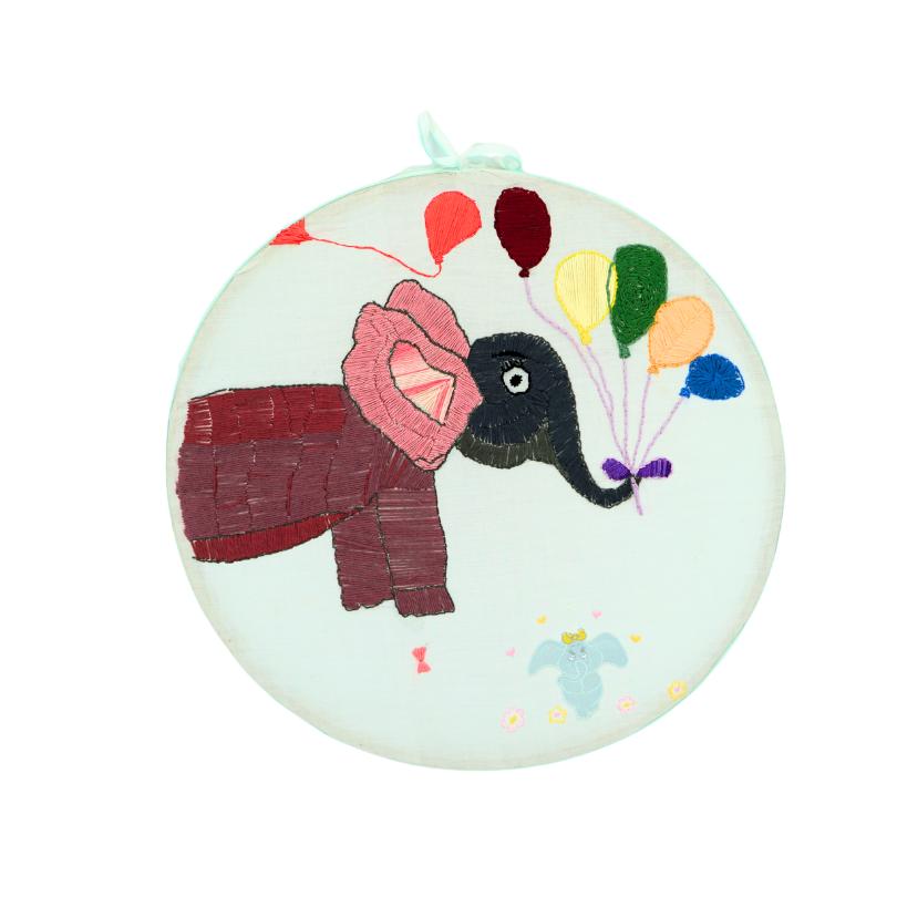 Handmade embroidery wall decoration "elephant with balloons"