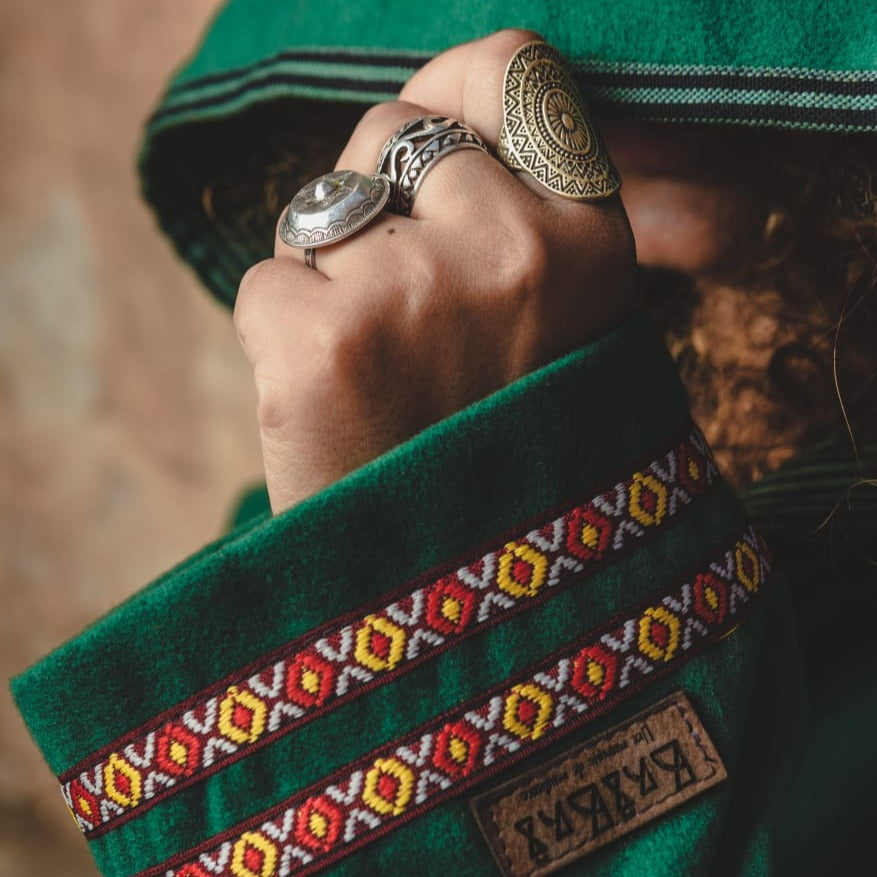 Barnous Tunisien Vert, Manteau berbère brodé vert pour femme et homme