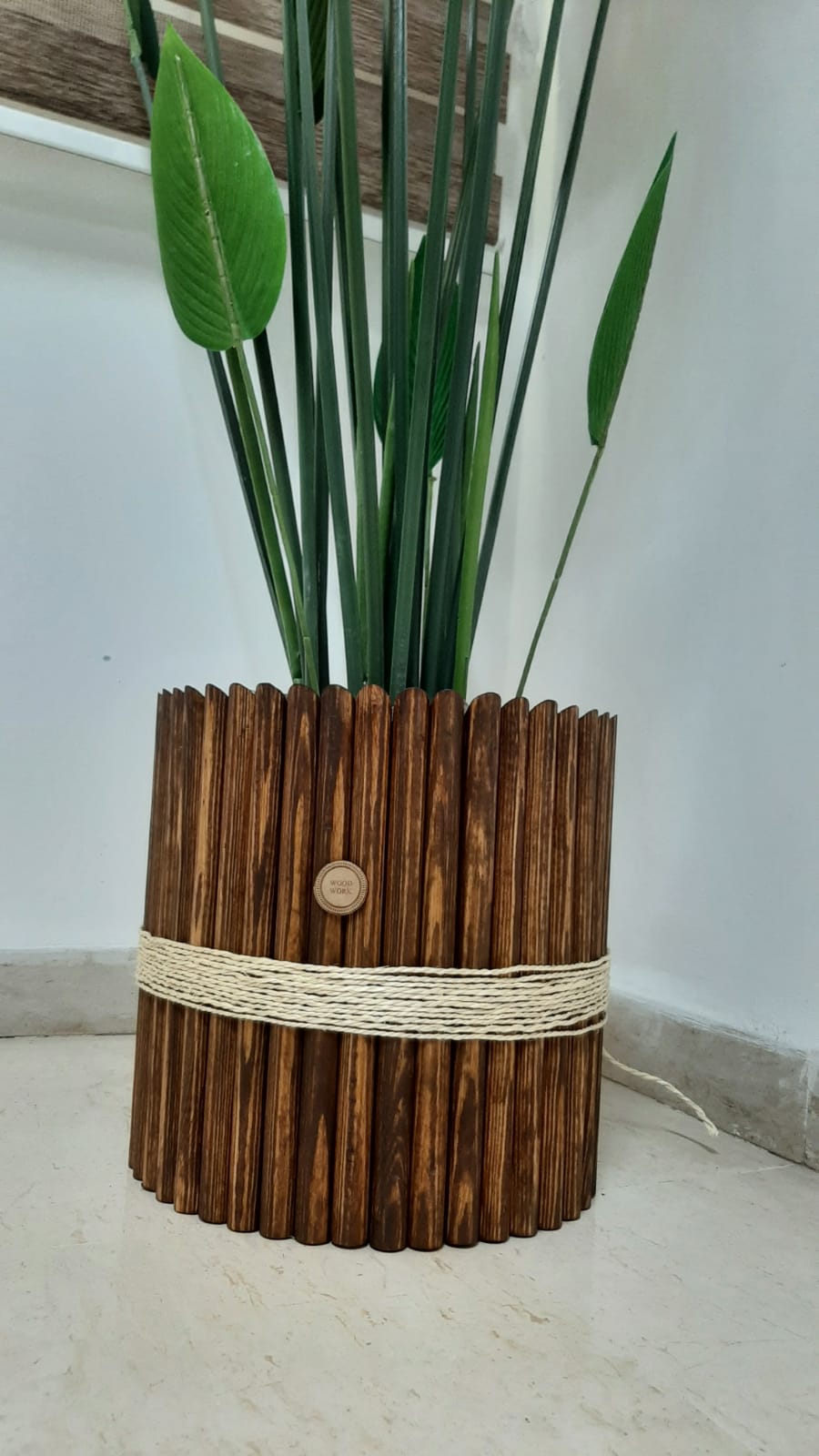 Pot de plante en bois - artisanat Tunisien fait main | ILEYCOM