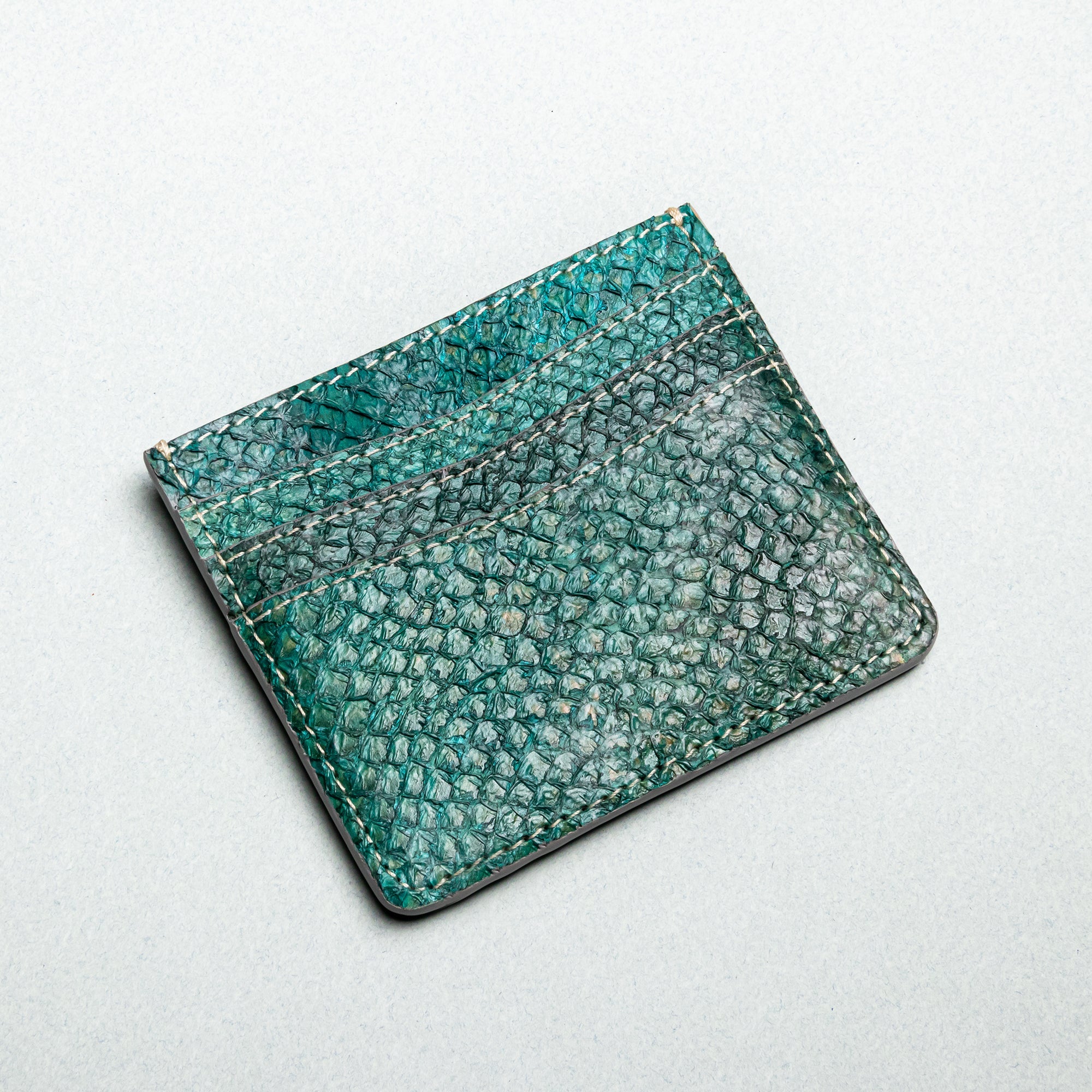 Salmon skin leather card holder "Smeraldo Cardholder"
